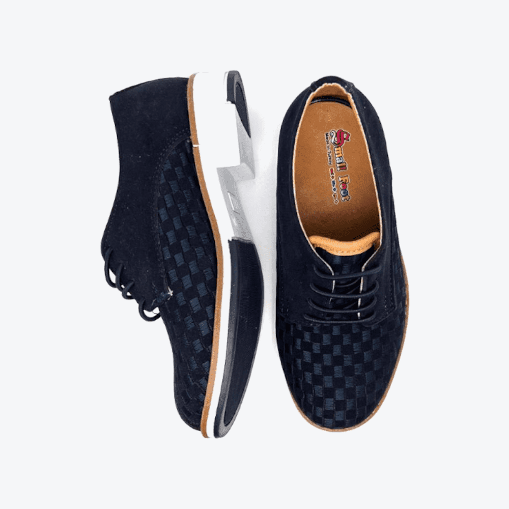 Small Foot Sneaker, Größe 23, Modell 'Elegance-Blue' in der Farbe Blau, aus Vogelperspektive betrachtet.