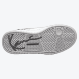 Karl Kani 89 Logo GS Sneaker – rutschfeste Außensohle mit charakteristischem Karl Kani Signature-Design für optimalen Grip und Streetwear-Style.